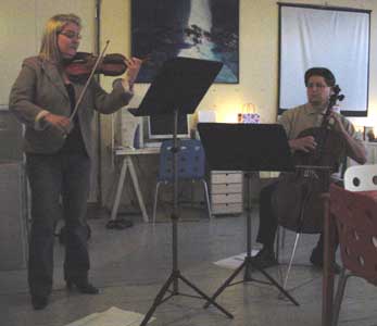 music by Susanna Mieskonen-Makkonen and Matti Makkonen during the taidekirppujen y in art centre saksala ArtRadius