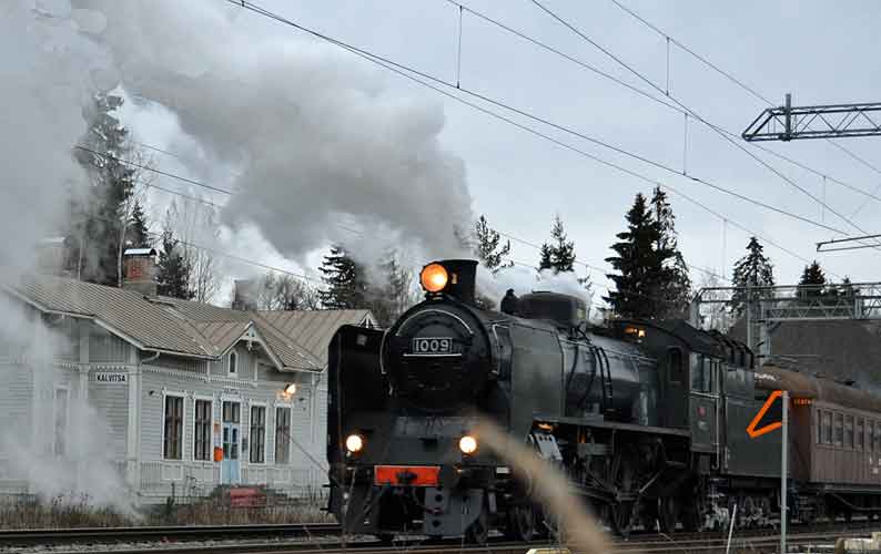 Markku Soivanen image steam train at Kalvitsa